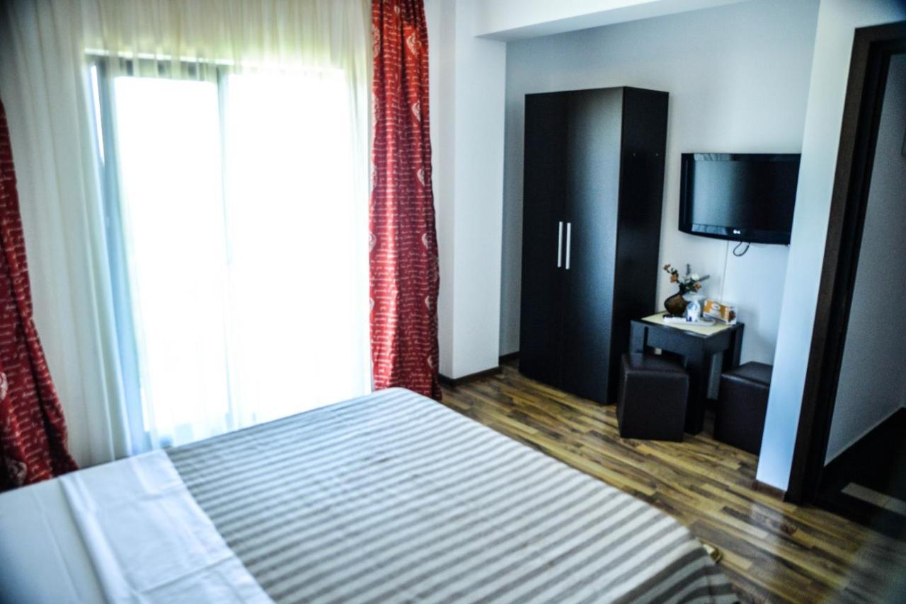 Casa Daria Hotel เอโฟริเอนอร์ด ภายนอก รูปภาพ